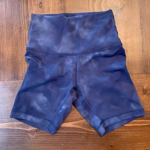 Lululemon Wunder biker shorts